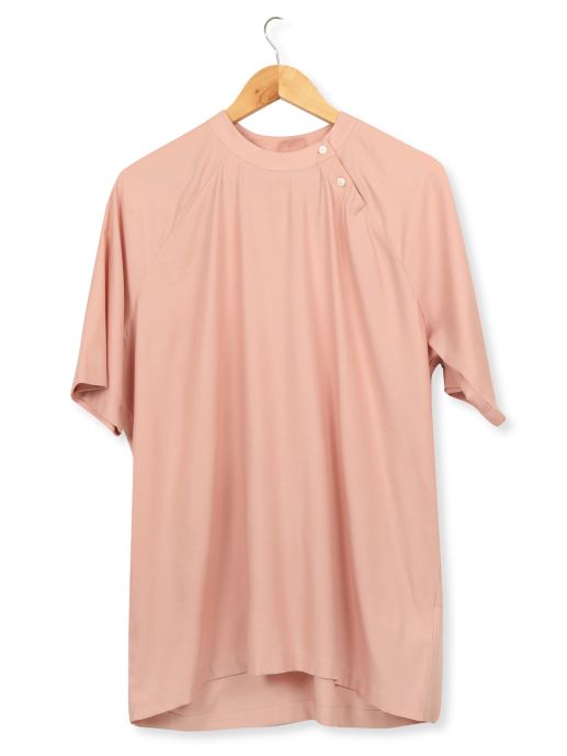 round neck shirt